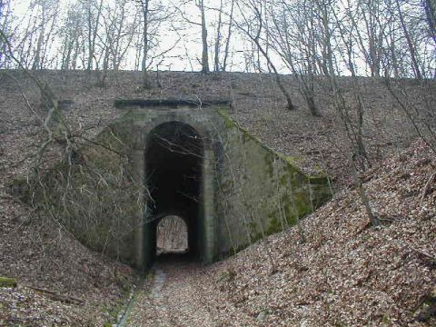 Wegdurchlass bei Schedetal