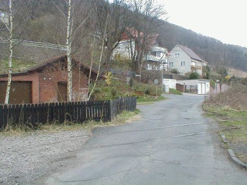 Bahnbergang ber den Questenbergweg