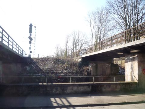 Brücke über die Jahnallee und den Gewerbekanal