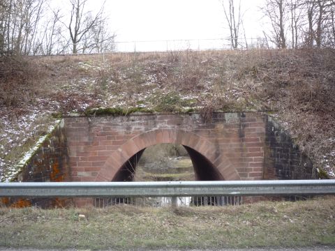 Brücke über einen Altrheingraben