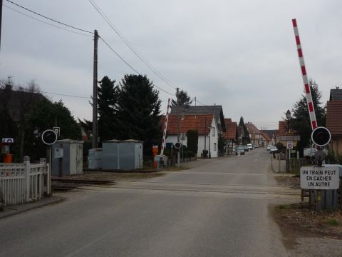 Bahnübergang in Roppenheim