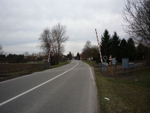 Bahnübergang über die Straße vom Roppenheim nach Beinheim