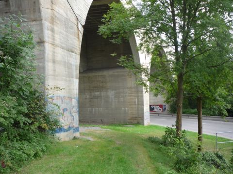 Bahn�bergang �ber die Haiterbacher Stra�e