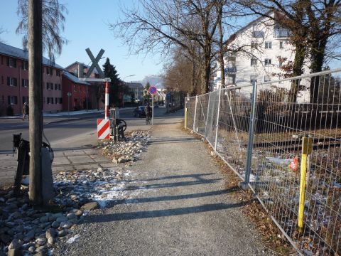 Bahnbergang ber die Worblinger Strae 