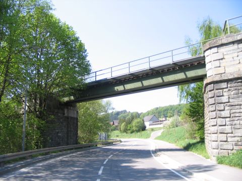 Brcke ber die Bundesstrae