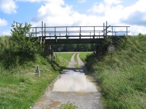 Feldwegbrcke ber die Eschach