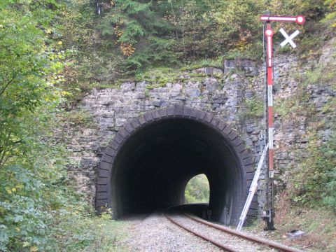 Ostportal des kleinen Tunnels in der Stockhalde