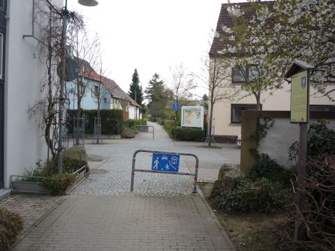 Bahnbergang ber die Eppinger Strae