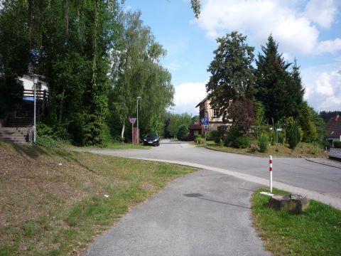 Bahnbergang ber die Strae nach Lohrbach