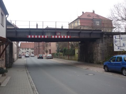 Brcke ber die Hauptstrae