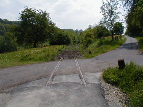 Bahnbergang ber die Strae nach Lampertsfeld