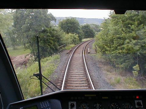 Brcke ber einen Flutgraben des Herfabachs