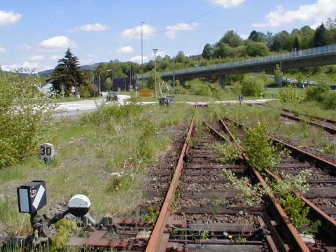 Ausfahrt aus dem Bahnhof Wildfleckens