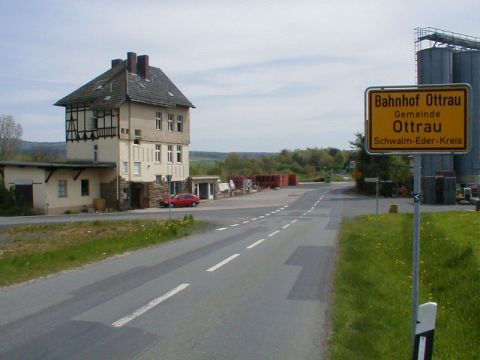 Bahnsteig in Richtung Oberaula 