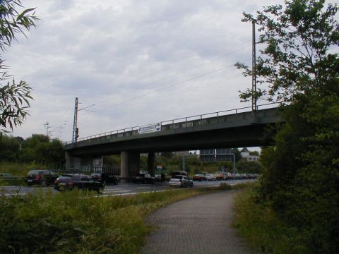 Brücke über die B 3