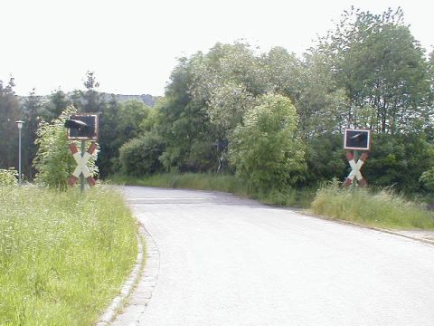 Bahnbergang ber die Strae „Im Wahl“