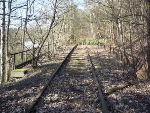 Brcke ber eine Strae