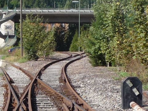 Ausfahrt aus dem DB-Bahnhof Eyach