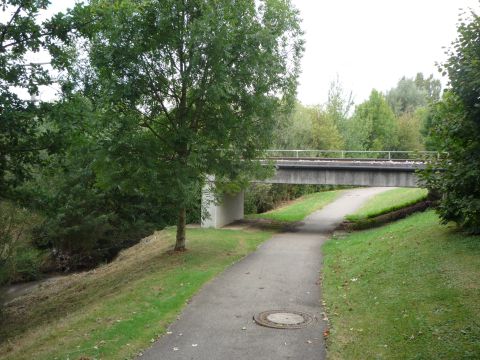 Bach- und Wegbrcke vor die Hirrlinger Strae