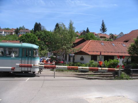 Bahnbergang in Gomadingen