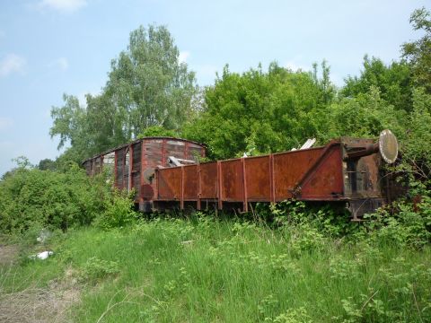 Abgestellter Waggon zwischen Assamstadt-Horrenbach und Klepsau