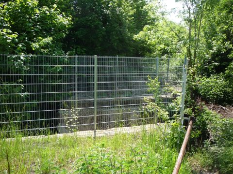 Brcke hinter dem Haltepunkt Degmarn