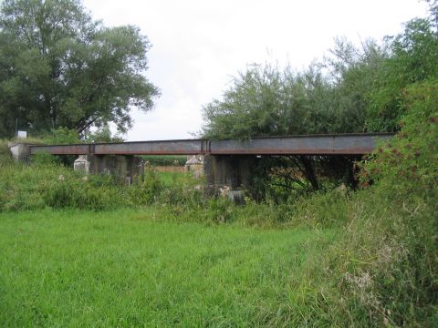 Brcke ber einen weiteren Zufluss zum Riedgraben