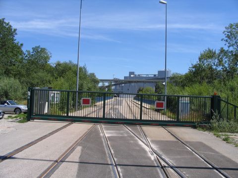 Einfahrt der Papierfabrik