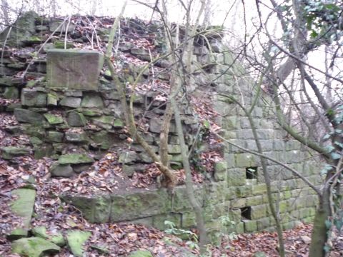 Ehemalige Br�cke �ber einen Weg