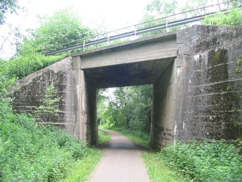 �berf�hrung der Stra�e von Rhumspringe nach P�hlde